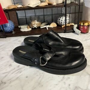 Clarks Patty Lorene Black Leather slip on clogs size 10
